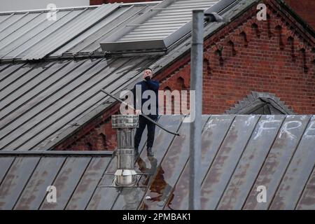 An Inmate makes it up on the roof at HM Prison Manchester aka Strangeways, Manchester, United Kingdom. 12th Apr, 2023. (Photo by Ben Roberts/News Images) in Manchester, United Kingdom on 4/12/2023. (Photo by Ben Roberts/News Images/Sipa USA) Credit: Sipa USA/Alamy Live News Stock Photo