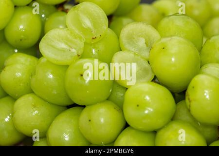 Green Muscato™ Grapes