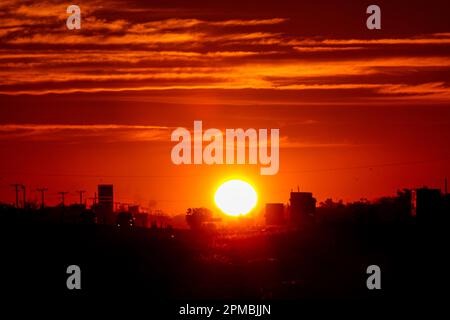 sunset on Highway 15 as it passes through the Yaquis towns between the municipalities of Empalme and Ciudad Obregon in the southern Mexican state of Sonora, Mexico. © (© Photo by Luis Gutierrez / Norte Photo)  atardecer en la carretera 15 a su paso por los pueblos Yaquis entre los municipios de  Empalme y Ciudad Obregon  sur del estado mexicano de Sonora, Mexico . © (© Photo by LuisGutierrez / Norte Photo) Stock Photo