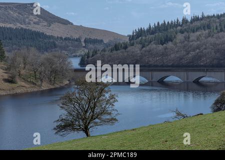 Bridge crossing Lady Bower Reservoir in Spring on a cool day Stock Photo