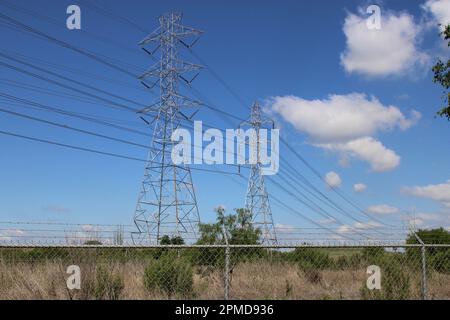 https://l450v.alamy.com/450v/2pmd936/san-antonio-usa-12th-apr-2023-a-high-voltage-overhead-line-near-the-city-of-san-antonio-texas-usa-on-april-12-2023-recently-the-texas-state-senate-passed-sb6-the-bill-will-authorize-taxpayer-funds-on-customers-bills-to-pay-for-new-natural-gas-fired-power-plants-to-sit-in-reserve-just-in-case-the-grid-appears-to-be-near-failure-photo-by-carlos-kosienskisipa-usa-credit-sipa-usalamy-live-news-2pmd936.jpg