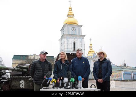 Non Exclusive: KYIV, UKRAINE - APRIL 12, 2023 - US Senators Mark Kelly, Lisa Murkowski, Joe Manchin and American country music singer Brad Paisley (L Stock Photo