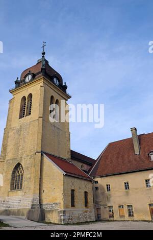 France, Doubs (25), Morteau, old cluniac priory, Notre-Dame de l'Assomption church from the 15th century Stock Photo