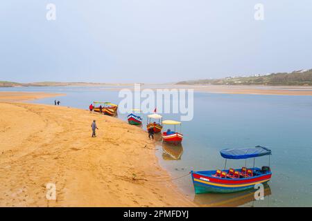 Morocco, province of Sidi Bennour, Oualidia, boat trip on the lagoon Stock Photo