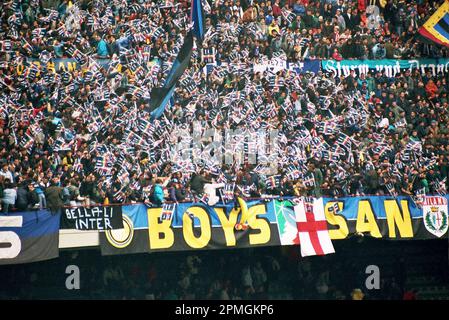 italy-ultras-season-1989-90-