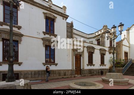 Icod de los Vinos, small but charming little town withthe famous dracena tree. Stock Photo