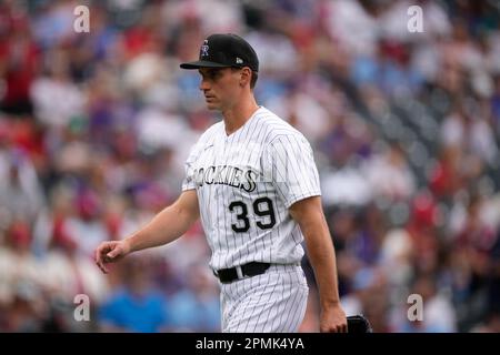 Colorado Rockies relief pitcher Brent Suter (39) in the eighth