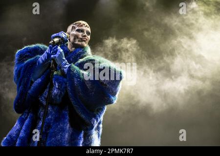 LONDON, ENGLAND: Tom Rasmussen and Bimini support Self Esteem aka Rebecca Lucy Taylor at Hammersmith Apollo. Featuring: Bimini Where: London, United Kingdom When: 11 Mar 2023 Credit: Neil Lupin/WENN Stock Photo