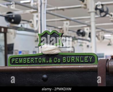 Cotton processing and manufacturing machine, by Pemberton & Co, Burnley Stock Photo