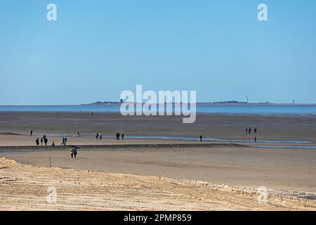 View of Neuwerk Island, beach, people, Cuxhaven, Lower-Saxony, Germany Stock Photo