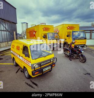 Red Star vehicles lined up at Euston station in the 1980Õs Stock Photo