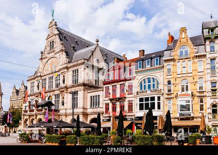 Royal Dutch Theatre, home of NTGent, a European city theatre based in Ghent. Classic theatre in the city centre, Sint-Baafsplein. Ghent, East Flanders Stock Photo