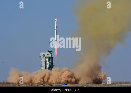 Jiuquan. 16th Apr, 2023. A Long March-4B rocket carrying the Fengyun-3 07 satellite blasts off from the Jiuquan Satellite Launch Center in northwest China, April 16, 2023. China on Sunday morning launched a Long March-4B rocket to place a new meteorological satellite in space. The rocket blasted off at 9:36 a.m. (Beijing Time) from the Jiuquan Satellite Launch Center in northwest China and soon sent the Fengyun-3 07 satellite into its preset orbit. Credit: Wang Jiangbo/Xinhua/Alamy Live News Stock Photo