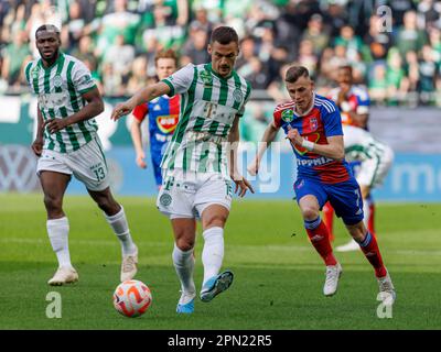 BUDAPEST, HUNGARY - APRIL 2: Anderson Esiti of Ferencvarosi TC