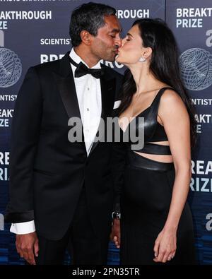 LOS ANGELES, CALIFORNIA, USA - APRIL 15: Chamath Palihapitiya and Nathalie Dompe arrive at the 9th Annual Breakthrough Prize Ceremony held at the Academy Museum of Motion Pictures on April 15, 2023 in Los Angeles, California, United States. (Photo by Xavier Collin/Image Press Agency) Stock Photo