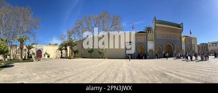 The main gates of the Royal Palace, Fes, Morocco Stock Photo - Alamy
