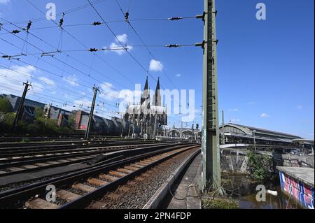 Cologne, Germany. 09th Apr, 2023. The entrance to Cologne Central Station with the tracks and Cologne Cathedral. Credit: Horst Galuschka/dpa/Alamy Live News Stock Photo