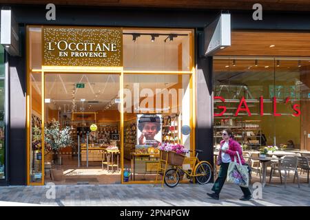 L'Occitane en Provence shop front, store selling beauty and skincare products in Bracknell town Lexicon Centre, Berkshire, England, UK Stock Photo