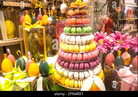 Tower of macaroons in confectionery shop window, Walstraat, Brugge (Bruges), West Flanders Province, Flemish Region, Belgium Stock Photo