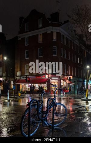 Marchmont Street at night in the rain, Bloomsbury, London, UK Stock Photo