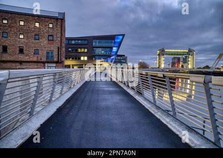 Footpath to the tidal barrier on the river Hull Stock Photo
