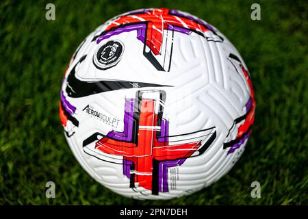 Gtech Community Stadium, London, UK. 30th July, 2022. Pre-season friendy  football, Brentford versus Real Betis; The new 2022/23 Nike Flight Premier  League ball inside Gtech Community Stadium Credit: Action Plus Sports/Alamy  Live