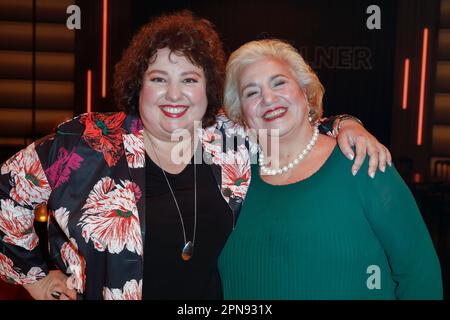 Meltem Kaptan und Melek Kaptan bei der Aufzeichnung der WDR-Talkshow 'Kölner Treff' im WDR Studio BS 2. Köln, 31.03.2023 Stock Photo