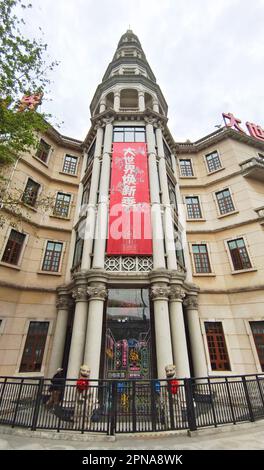 SHANGHAI, CHINA - APRIL 16, 2023 - The century-old historic buildings of the Great World are seen in Shanghai, China, April 13, 2023. The new theater Stock Photo