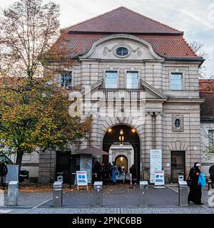 The Rudolf Virchow Hospital,entrance, Augustenburger Platz, Wedding-Mitte,Berlin Original Buildings of the Charité Campus Virchow-Klinikum are listed Stock Photo