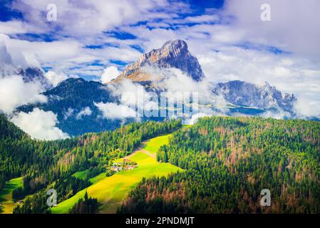 San Vigilio di Marebbe, Italy.  Picturesque Dolomites of Bolzano, known for its skiing, hiking, and stunning natural beauty. Stock Photo