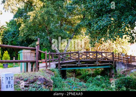 Spanish side. Smallest international bridge in the world, over the Abrilongo river, on the border of Spain and Portugal. El Marco, La Codosera, Badajo Stock Photo