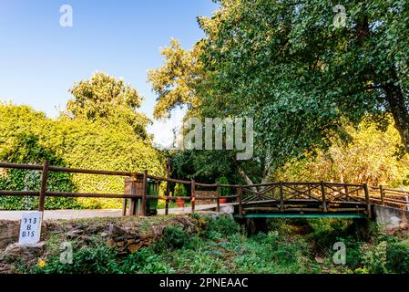 Spanish side. Smallest international bridge in the world, over the Abrilongo river, on the border of Spain and Portugal. El Marco, La Codosera, Badajo Stock Photo