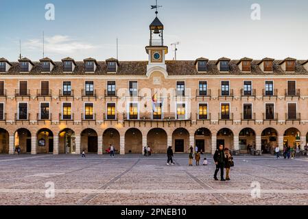 City Hall building. Main square of Ocaña - Plaza mayor. Ocaña, Toledo, Castilla La Mancha, Spain, Europe. Stock Photo