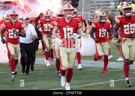 BIRMINGHAM, AL - APRIL 15: Birmingham Stallions tight end Jace Sternberger  (12) during the USFL game between the Birmingham Stallions and the New  Jersey Generals on April 15th, 2023 at Protective Stadium