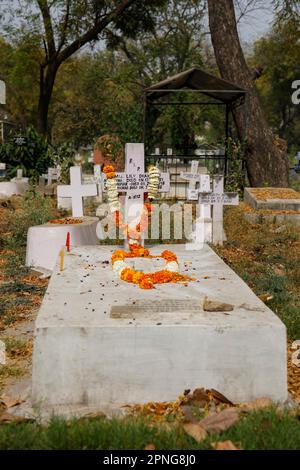 Indian Christian Cemetery, Paharganj, New Delhi, India Stock Photo