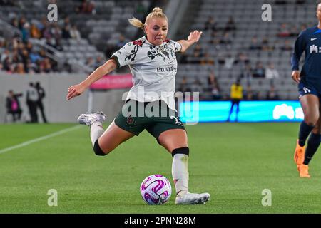 San Diego, California, USA. 19th Apr, 2023. Portland Thorns forward Adriana Leon (21) during a NWSL Challenge Cup soccer match between the Portland Thorns and the San Diego Wave FC at Snapdragon Stadium in San Diego, California. Justin Fine/CSM/Alamy Live News Stock Photo