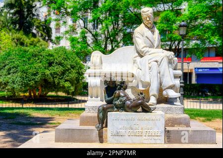 Valencia, Spain - July 17, 2022: Sculpture of Ramon Gomez Ferrer. Stock Photo