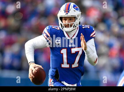 Buffalo Bills quarterback Josh Allen looks to throw during the first half  of an NFL pre-season football game against the Indianapolis Colts,  Thursday, Aug. 8, 2019, in Orchard Park, N.Y. (AP Photo/Adrian