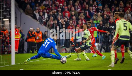 Munic, Germany. 19th Apr, 2023.  Kingsley Coman (Muenchen), Joshua Kimmich (Muenchen), Ederson (City) FC Bayern München - Manchester City UEFA Champio Stock Photo