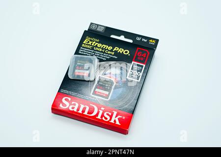 Irvine, Scotland, UK-March 18, 2023: SanDisk branded Extreme Pro SDXC UHS-1 Card with graphics icons and general information relevant to the product. Stock Photo