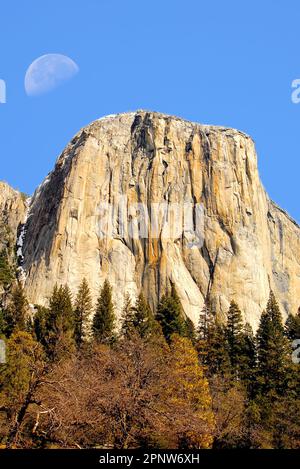 Moon over El Capitan mountain in Yosemite national park Stock Photo