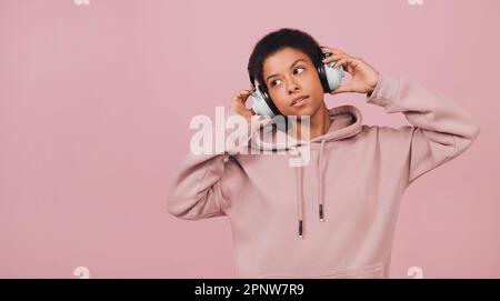 Hoodie with earphones for on sale girl