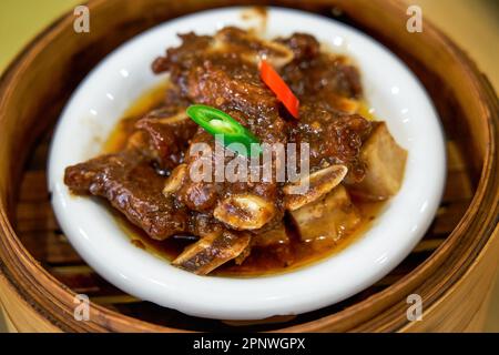 A delicious Cantonese-style dim sum for morning tea, steamed beef ribs with black pepper Stock Photo