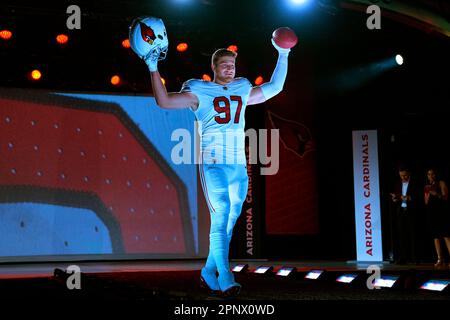 Arizona Cardinals linebacker Myjai Sanders showcases the NFL football  teams' new uniforms for the 2023 season, Thursday, April 20, 2023, in  Phoenix. (AP Photo/Matt York Stock Photo - Alamy