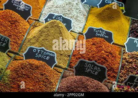 Colorful spices on sale, Spice Bazaar, Istanbul, Turkey Stock Photo