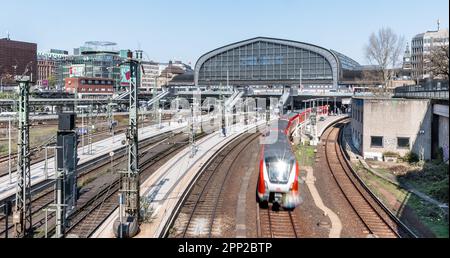 Hamburg, Germany. 21st Apr, 2023. View from the south of the main station in the center of Hamburg. Credit: Markus Scholz/dpa/Alamy Live News Stock Photo