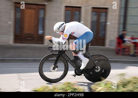 Maniago, Italy. 21st Apr 2023. Benjamin Watson of  Great Britain during the MC 3 category time trial UCI World Cup, Individual Time Trial, Maniago, Italy, 21 April 2023,  Casey B. Gibson/Alamy LIve News Stock Photo