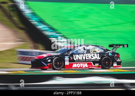 SÃO PAULO, SP - 21.04.2023: STOCK CAR EM INTERLAGOS - Lucas Kohl