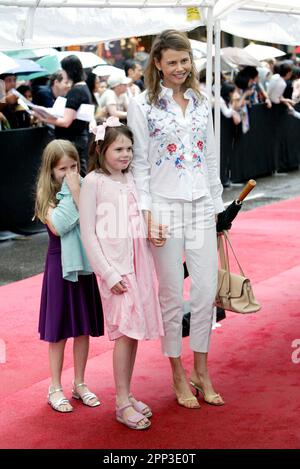 Antonia Kidman arriving at the Australian premiere of Golden Compass at the State Theatre. Sydney, Australia. 16.12.07. Stock Photo