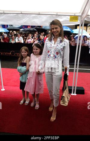 Antonia Kidman arriving at the Australian premiere of Golden Compass at the State Theatre. Sydney, Australia. 16.12.07. Stock Photo